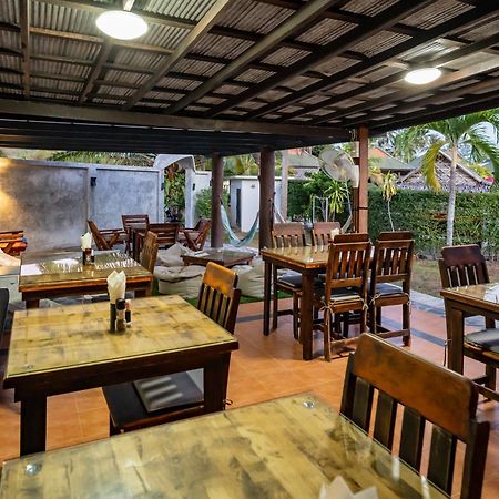 Phatcharee Resort Баан-Тай Екстер'єр фото