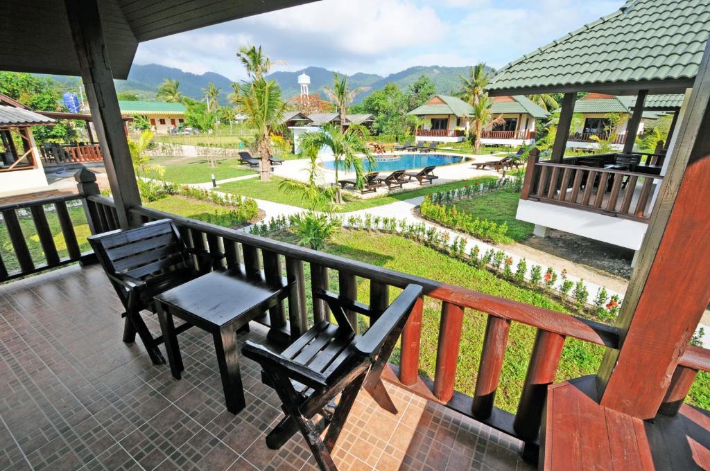 Phatcharee Resort Баан-Тай Номер фото