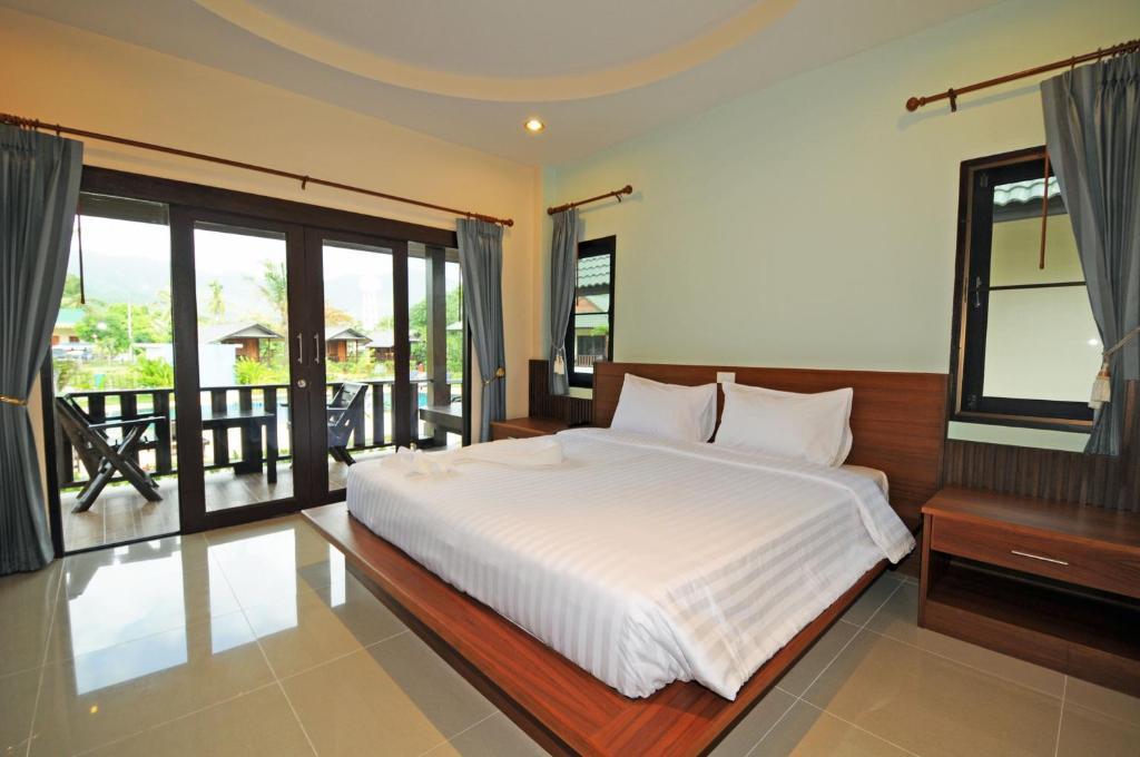 Phatcharee Resort Баан-Тай Номер фото